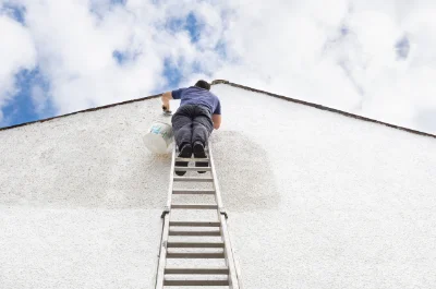 Peinture extérieure à Lacrouzette — façades et ravalement